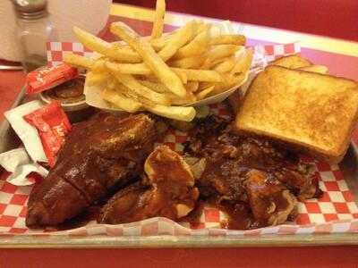 Stone Mountain Bar-B-Q, Stone Mountain