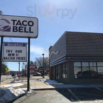 Taco Bell, Lawrence