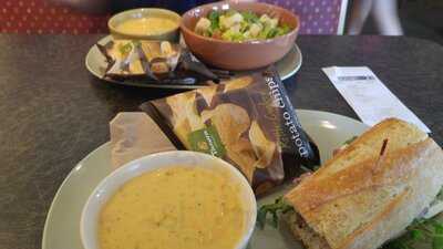 Panera Bread, Amherst