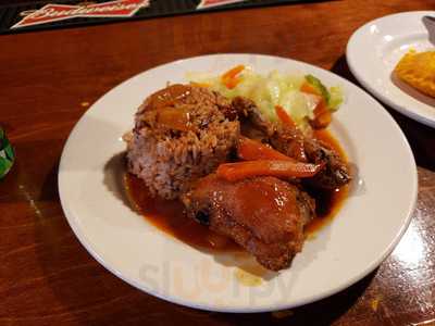 Real Jamaican Restaurant and Jerk Center, Rocky Mount