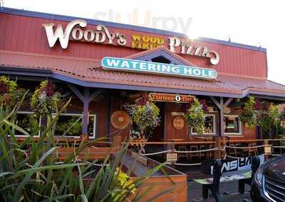 Woody's Wood-fired Pizza