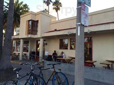 Freebird's World Burrito, Goleta