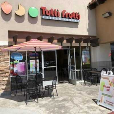 Tutti Frutti Frozen Yogurt, Norwalk