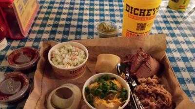 Dickey's Barbecue Pit, Plymouth