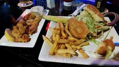 Whiskey Wings Tarpon Springs