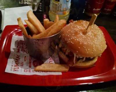 Red Robin Gourmet Burgers