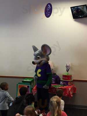 Chuck E. Cheese, Waldorf