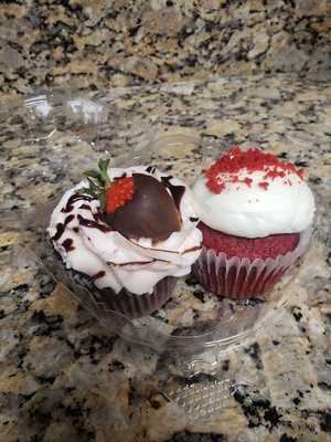 Sinsational Cakes Bakery, North Richland Hills