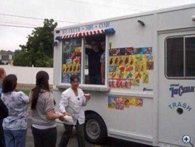 Sweet Pete's Ice Cream Truck, Natick