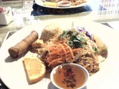 Bangkok West Cuisine, Roseburg