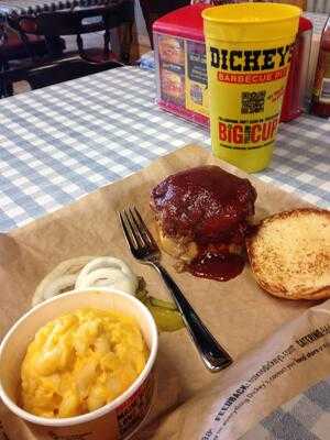 Dickey's Barbecue Pit