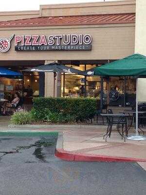 Pizza Studio, Poway