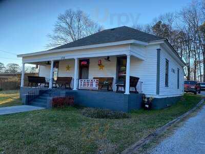 Tava's Diner, Covington