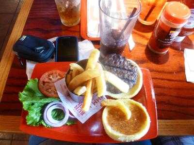 Red Robin Gourmet Burgers