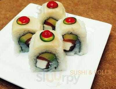 Sushi & Rolls, Roseburg