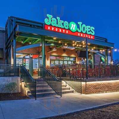 Jake N Joes Sports Grille - Braintree