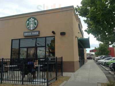 Starbucks, Farmington