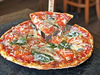 Napoli New York Pizza Italian Kitchen & Catering, Sandy Springs