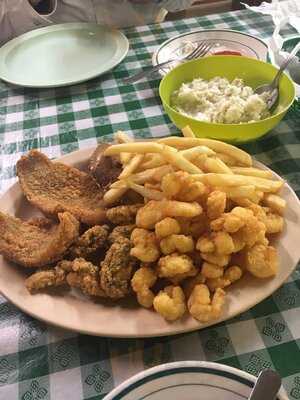 Okatibbee Creek Fish Camp, Meridian