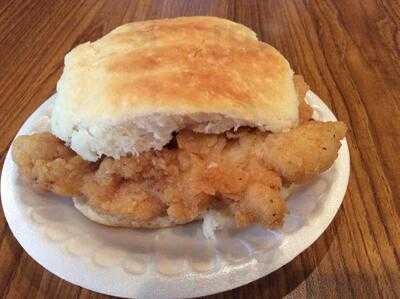 Mamie's Kitchen Biscuits, Covington