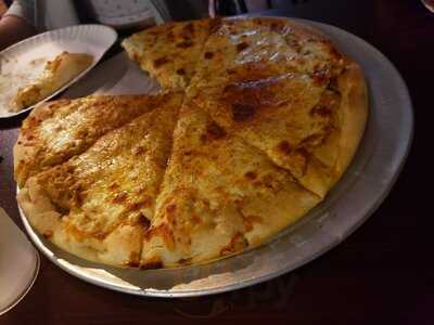 Pretzel Pizza Cafe' & Creamery, Hanover