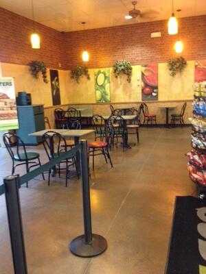 Subway, Acworth