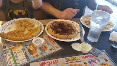 Waffle House, Sandy Springs