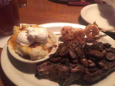 Texas Roadhouse, Lake City