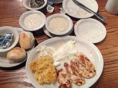 Cracker Barrel Old Country Store And Restaurant, Brooksville