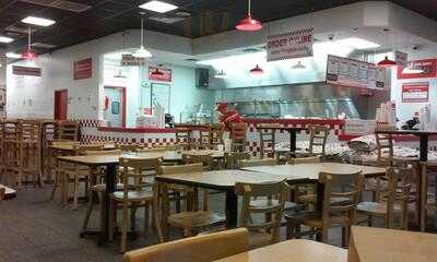 Five Guys, Brooksville