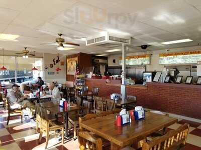 Captain John's Bar-B-Que, Collierville