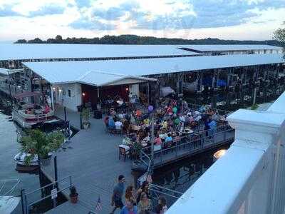 Fishtales Grill at Cedar Creek Marina, Mount Juliet