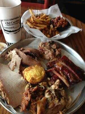 Old Carolina Barbecue, Strongsville