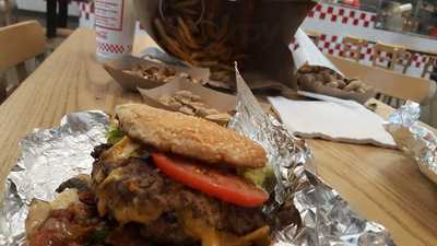 Five Guys, Collierville