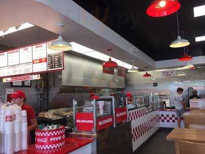 Five Guys, Lake City