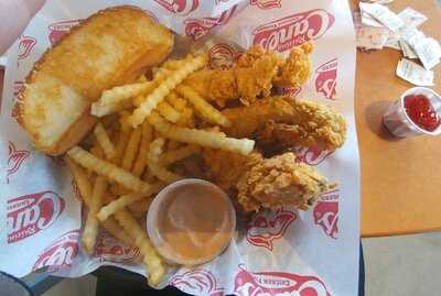 Raising Cane's, Strongsville