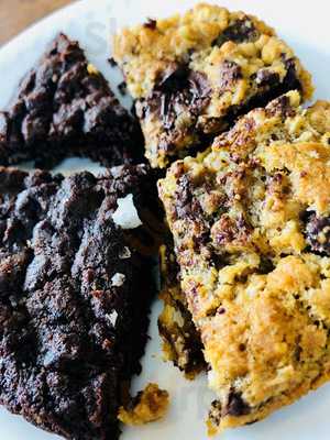 10 Speed Coffee Roastery