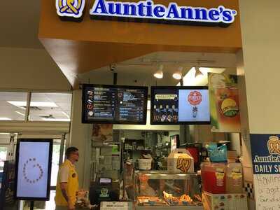 Auntie Anne's, Lake City