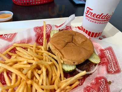 Freddy's Frozen Custard & Steakburgers, Exton