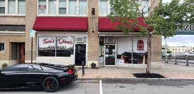 Tom’s Diner, Lockport