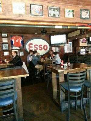 The Esso Club