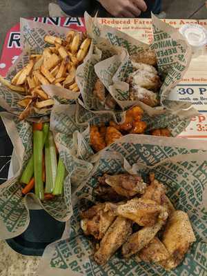 Wingstop, Sherman