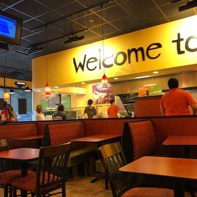 Moe's Southwest Grill, Collierville