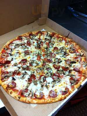 New York Giants Pizza, Lutz