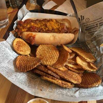 Wilbo Burger Brats & Brats, Cedar Falls