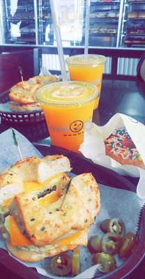 Yum-Yum Donuts, Pico Rivera