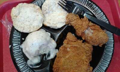 Mrs. Winner's Chicken & Biscuits, Stockbridge