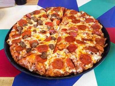 Round Table Pizza