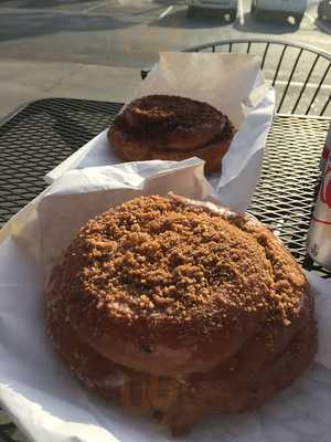 Lady's Donuts, Glendora