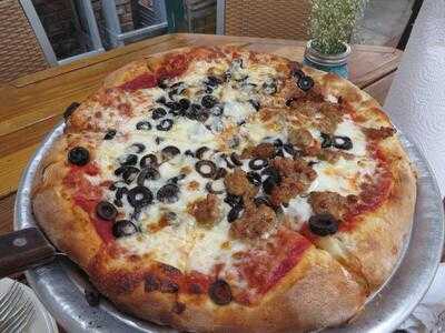 Saucy Mama's Pizzeria, Big Bear Region